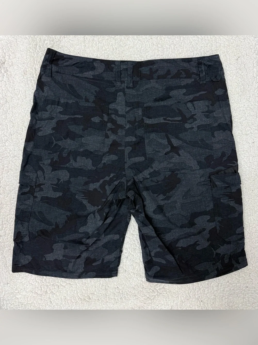 Pelagic Men's Madeira Cargo Shorts in Black Fish Camo
